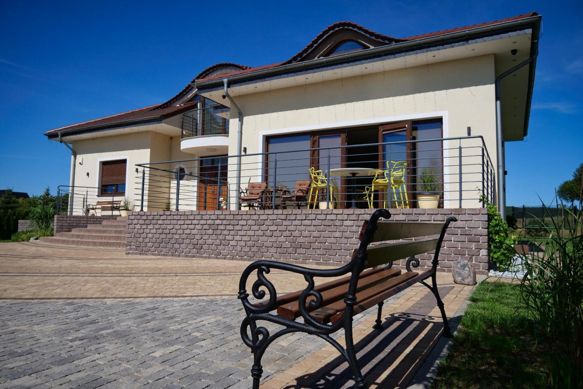 Villa Pro Musica - Opcja Sniadania Lębork Exteriér fotografie